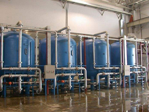 在選擇多介質(zhì)過濾器時有哪些注意要點(diǎn)？