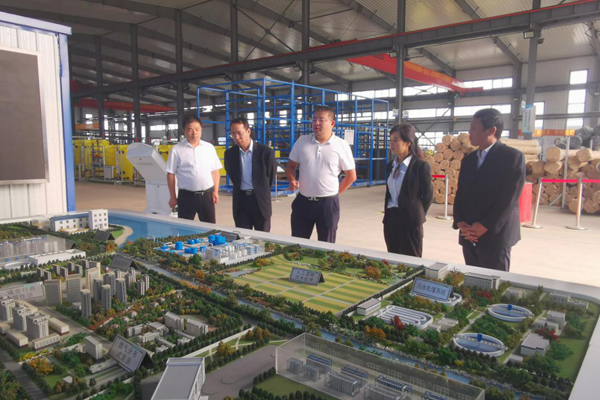 陜西航天建設(shè)集團(tuán)有限公司總經(jīng)理、黨委副書記謝明娟率隊(duì)赴遼寧一諾環(huán)保產(chǎn)業(yè)集團(tuán)開展考察調(diào)研工作