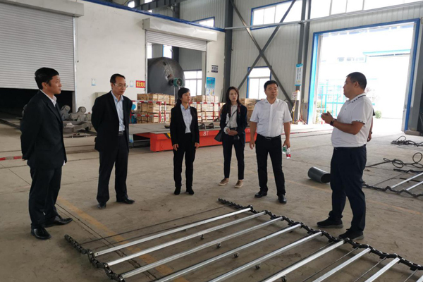陜西航天建設(shè)集團(tuán)有限公司總經(jīng)理、黨委副書記謝明娟率隊(duì)赴遼寧一諾環(huán)保產(chǎn)業(yè)集團(tuán)開展考察調(diào)研工作